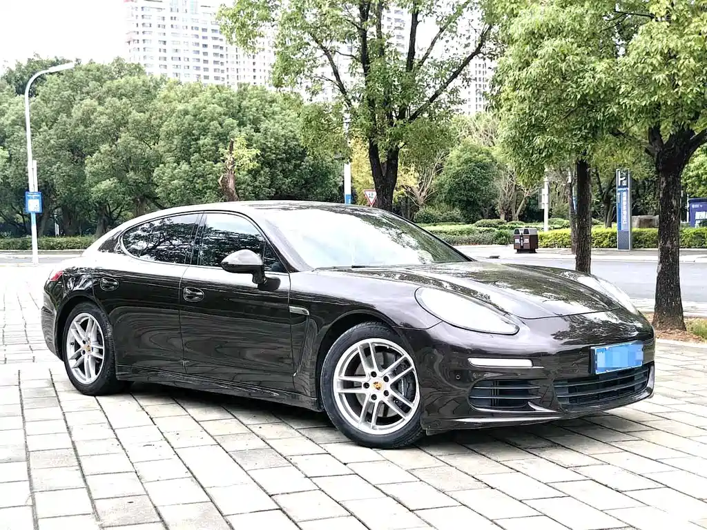 Porsche Panamera 2017 — фото 3
