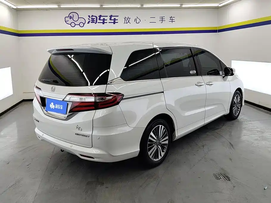 Honda Odyssey 2020 — фото 3