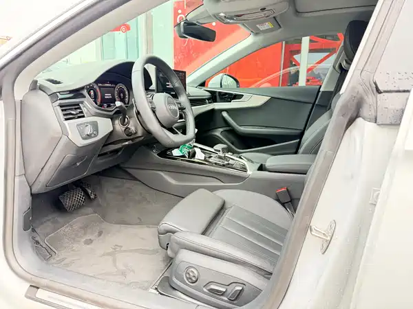 Audi A5 2024
