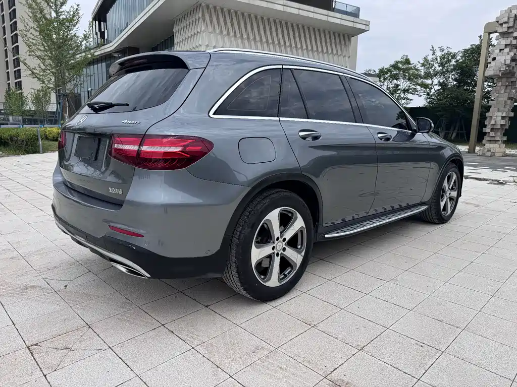 Mercedes-Benz GLC 2017 — фото 4