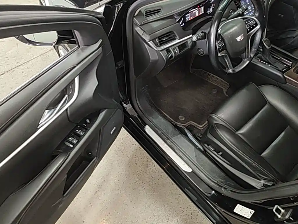 Cadillac XTS 2018 — фото 16
