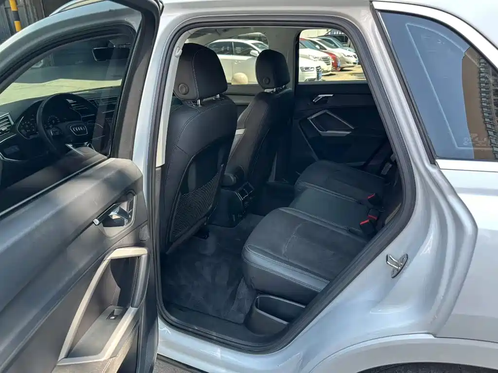 Audi Q3 2021