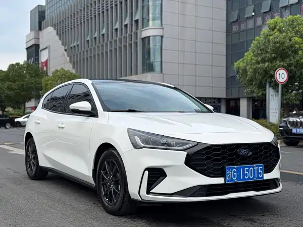 Ford Focus 2023