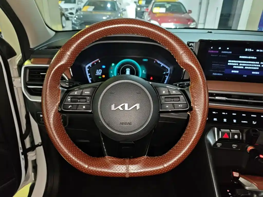 Kia Sportage 2021 — фото 11