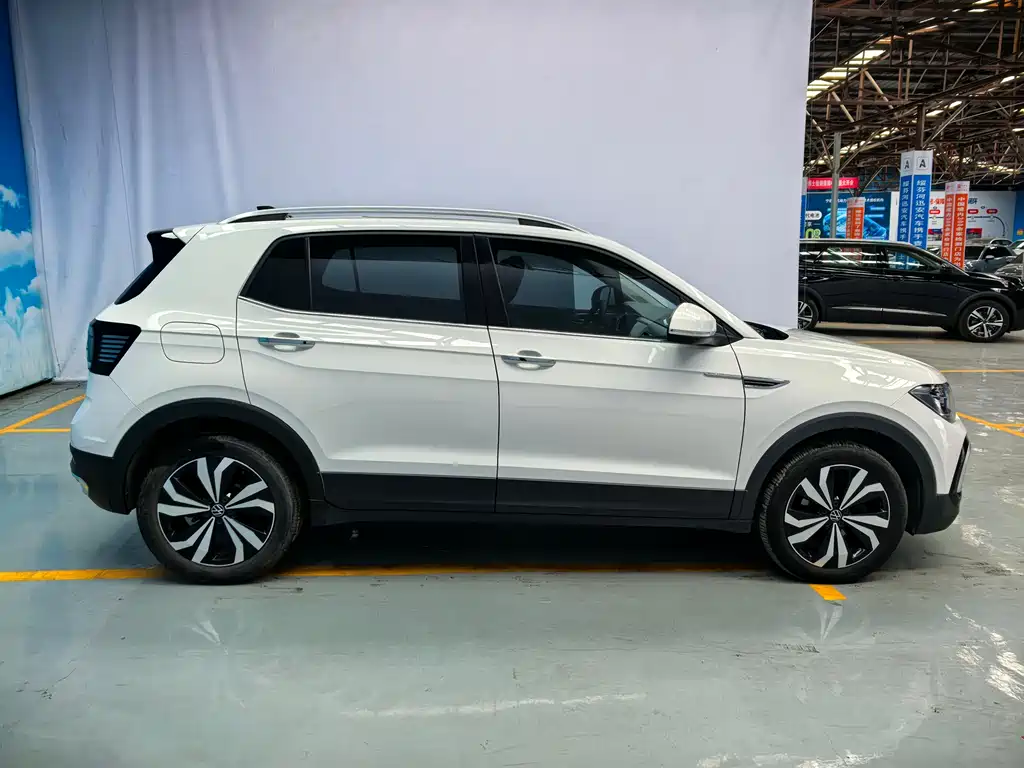 Volkswagen T-Cross 2021 — фото 7