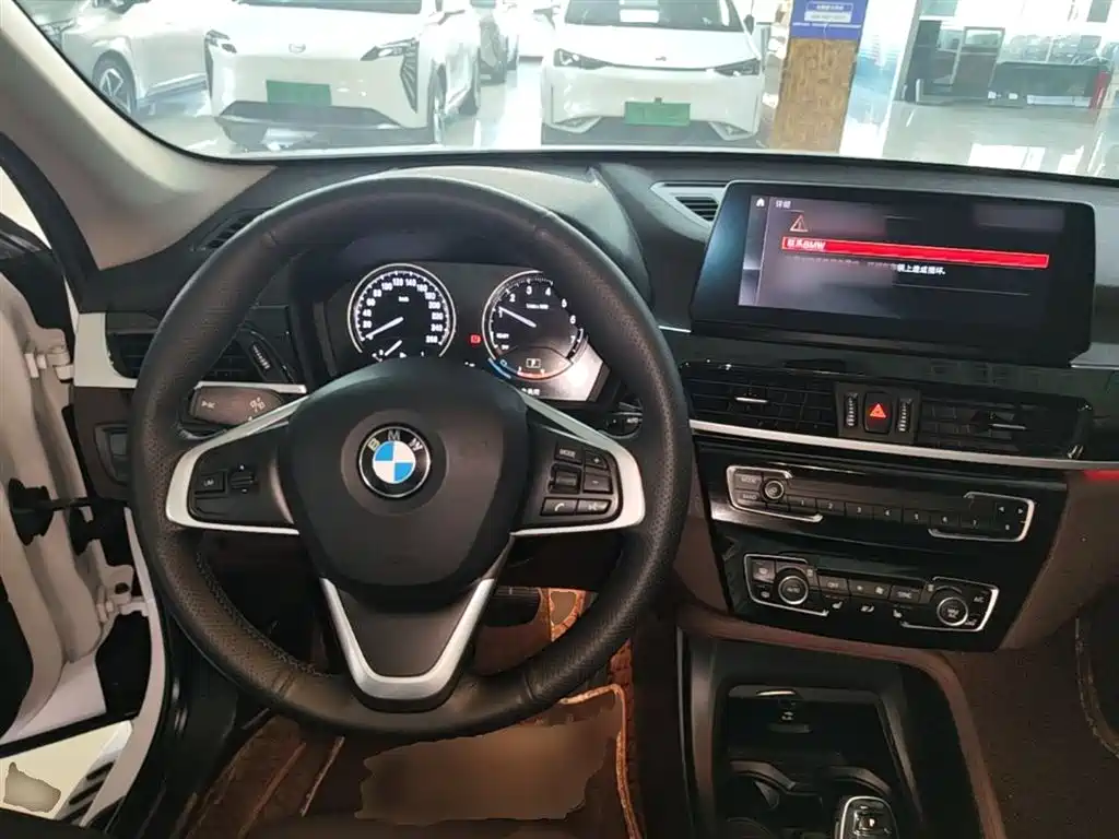 BMW X1 2020 — фото 10