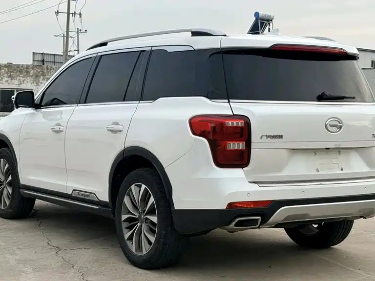 GAC Trumpchi GS8 2018 — фото 11