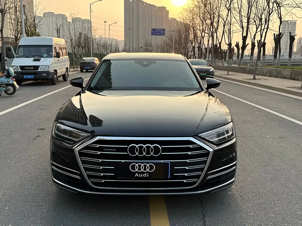 Audi A8 2020 — фото 2