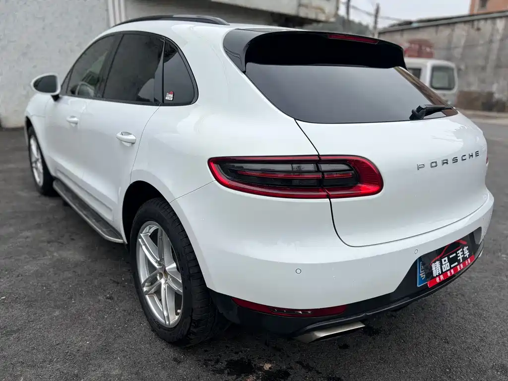 Porsche Macan 2015 — фото 24