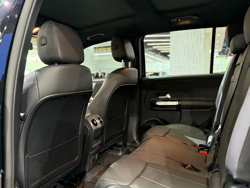 Mercedes-Benz GLB 2022