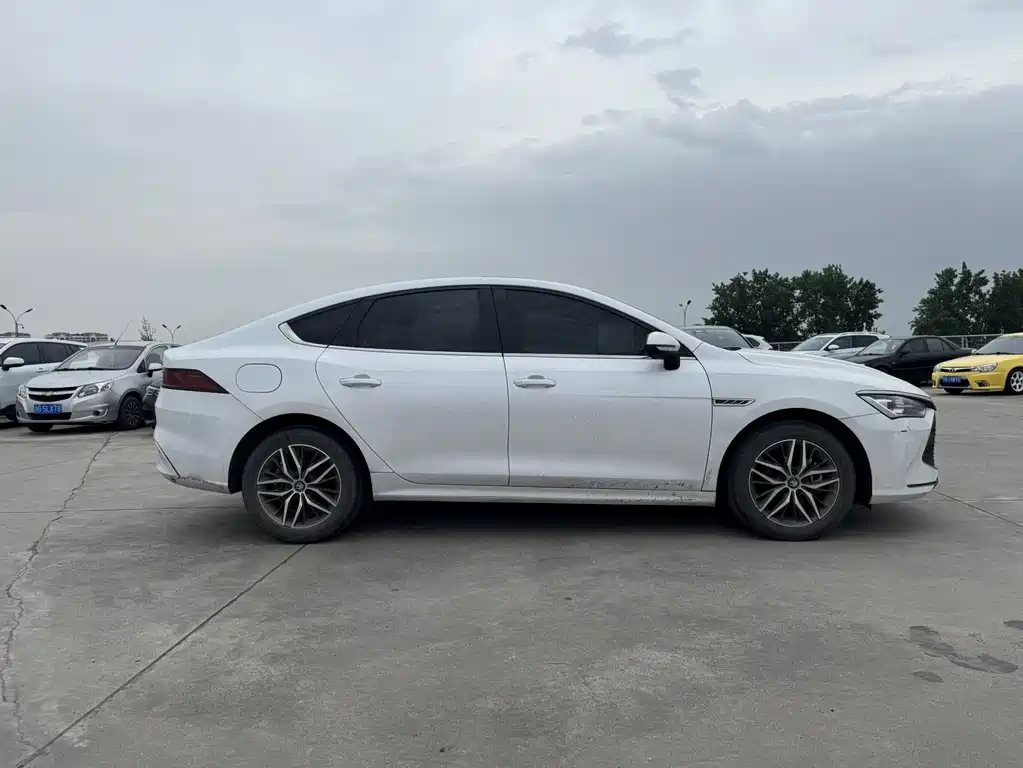 BYD Qin PLUS 2021 — фото 14