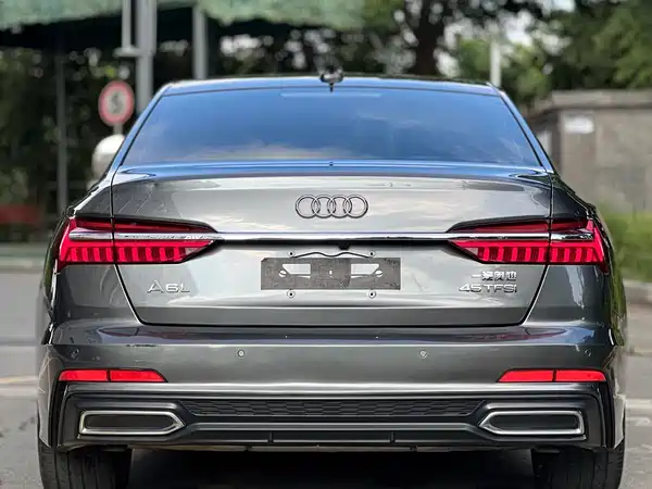 Audi A6L 2020