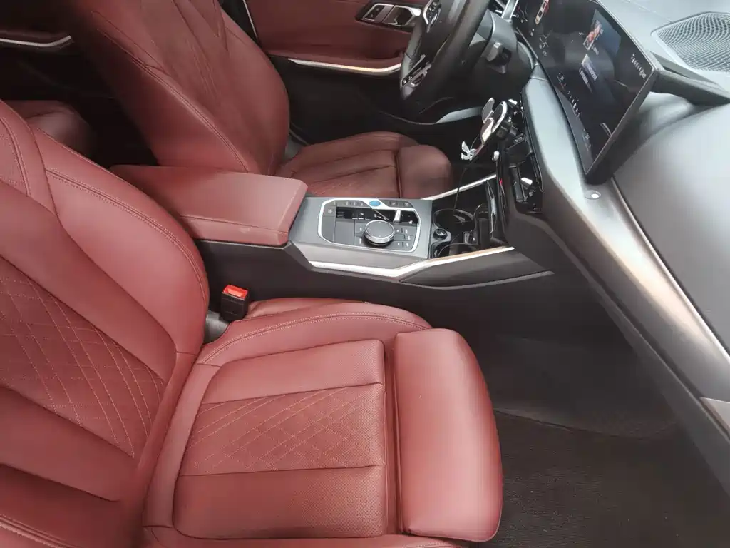 BMW i3 2025 — фото 11