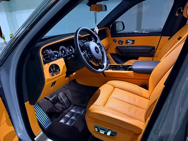 Rolls-Royce Cullinan 2023