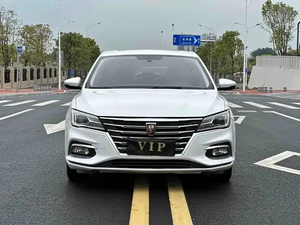 Roewe i5 2020