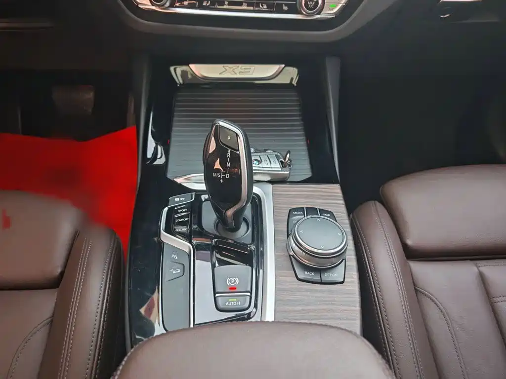 BMW X3 2019 — фото 10