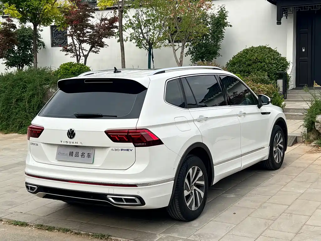 Volkswagen Tiguan L PHEV 2022 — фото 16