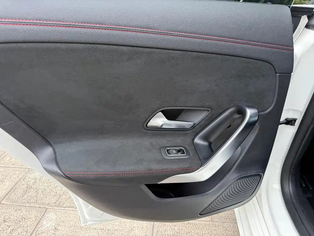 Mercedes-Benz CLA 2020 — фото 31