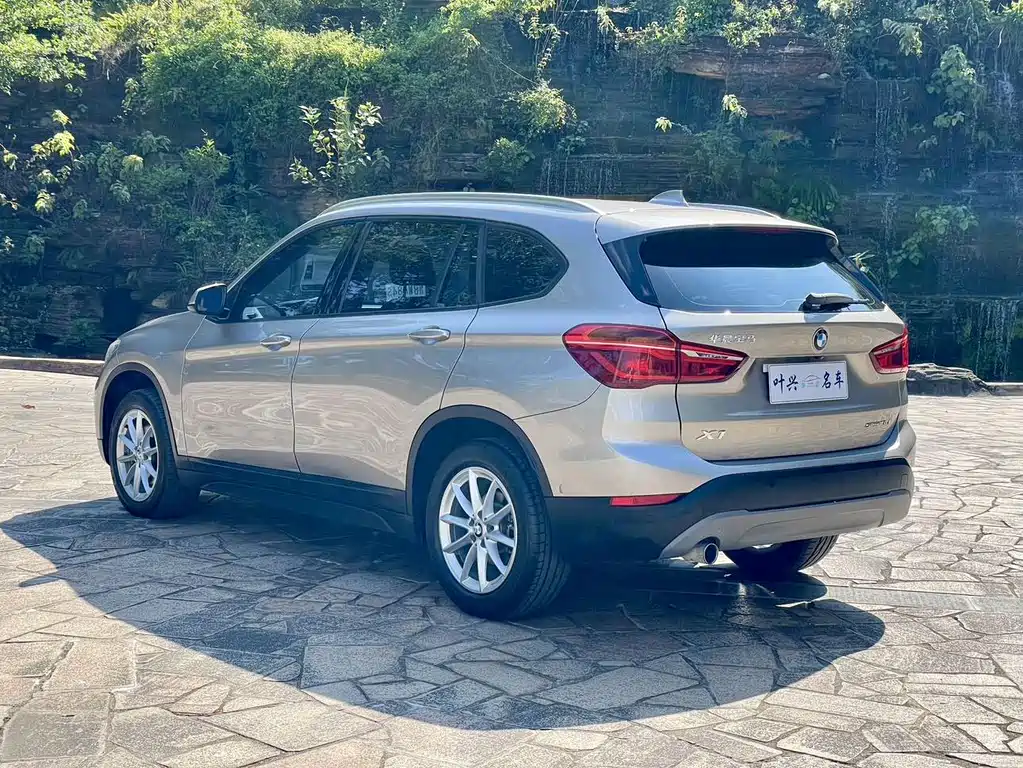 BMW X1 2019 — фото 17