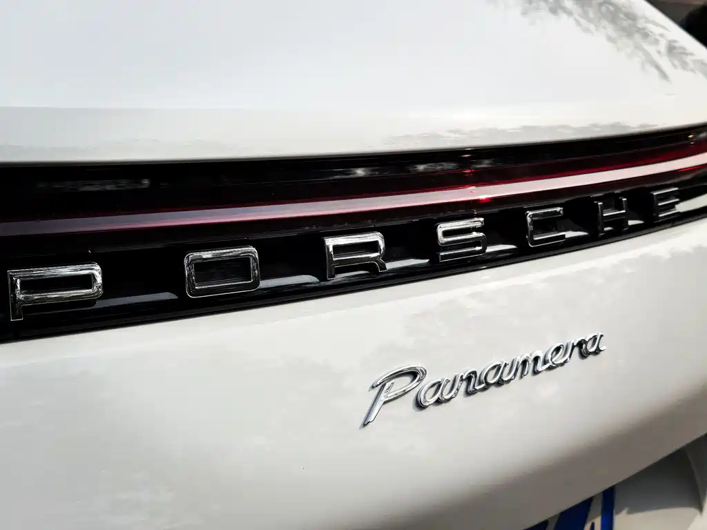 Porsche Panamera 2023 — фото 13