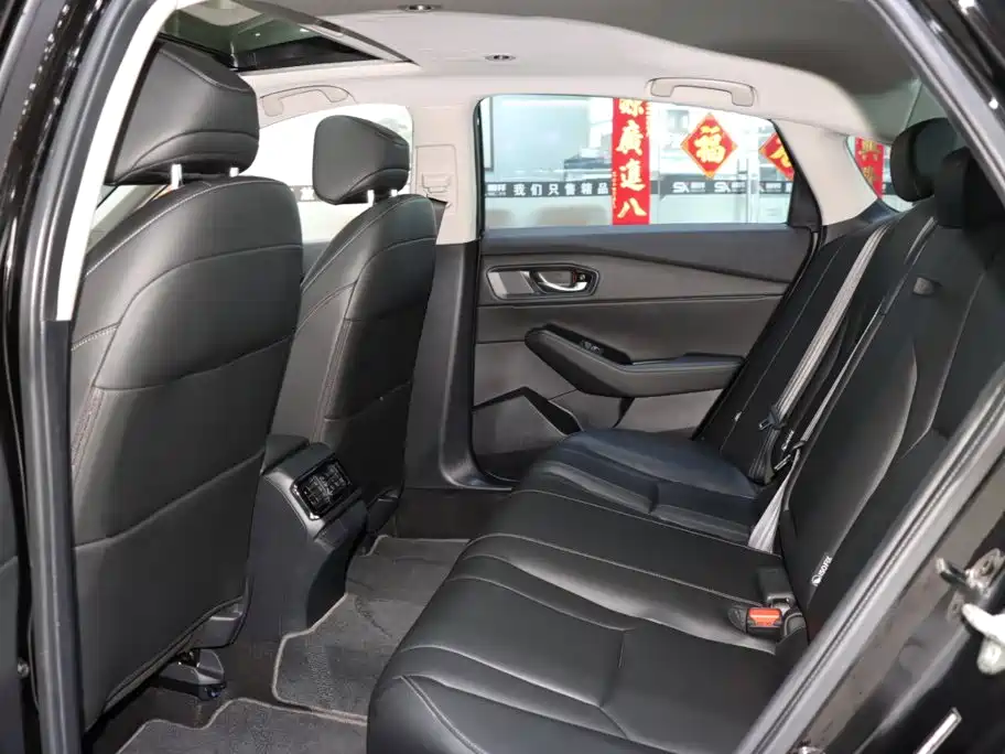 Honda Accord 2024 — фото 11
