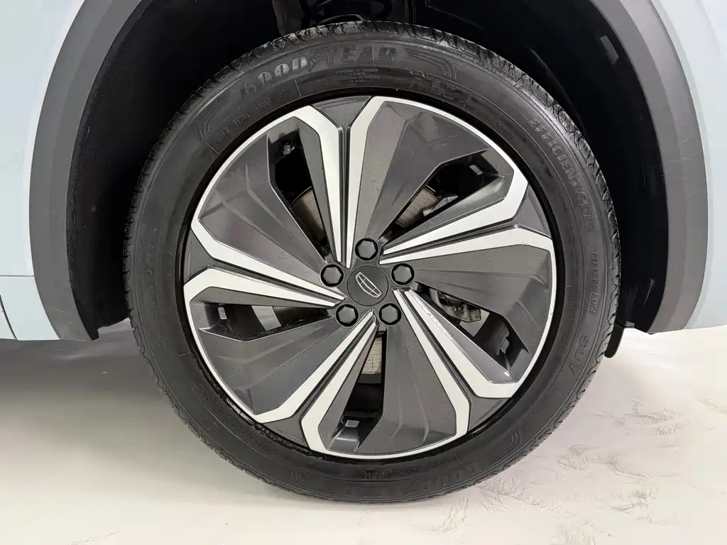 Geely Xingyue L 2022 — фото 4