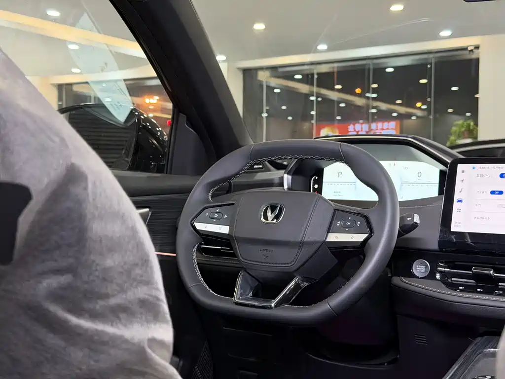 Changan CS55 PLUS PHEV 2026 — фото 4