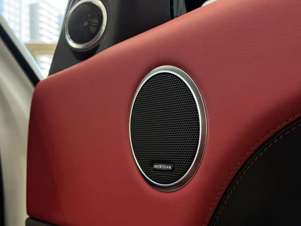 Land Rover Sport 2020 — фото 13