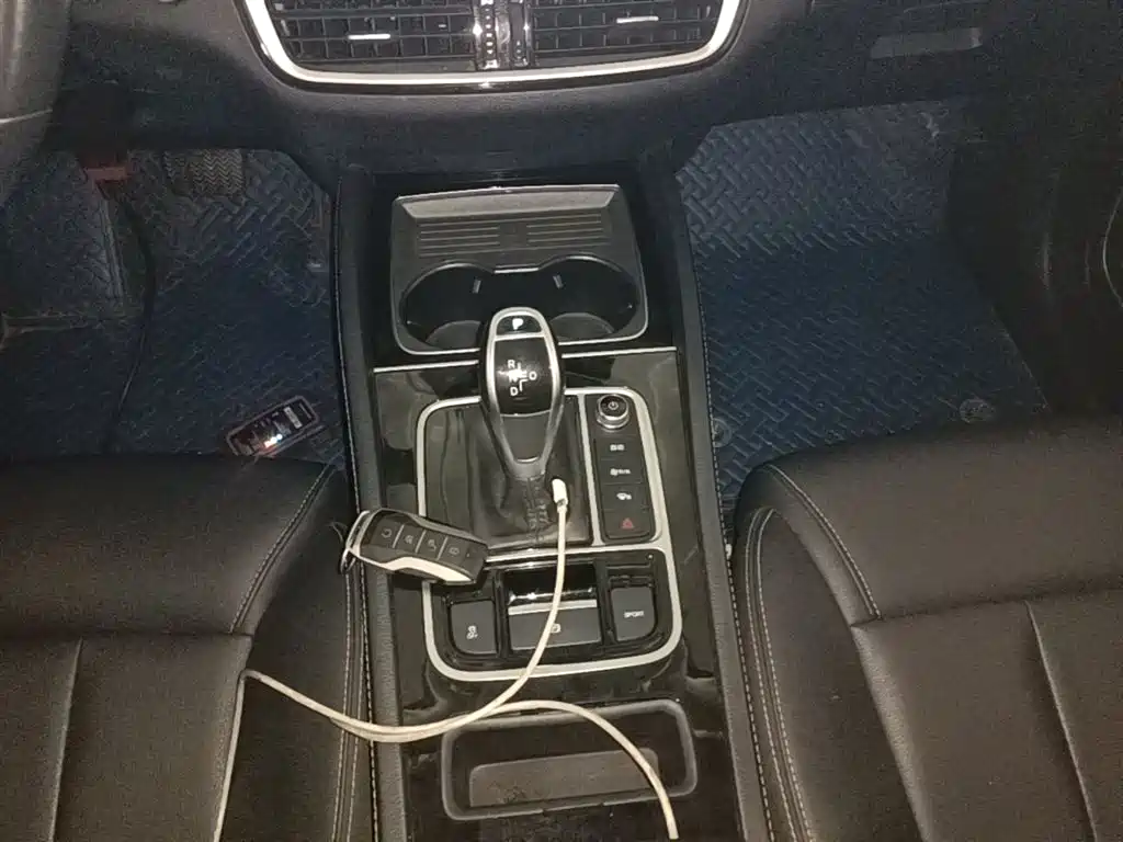 BYD MAX 2020 — фото 14