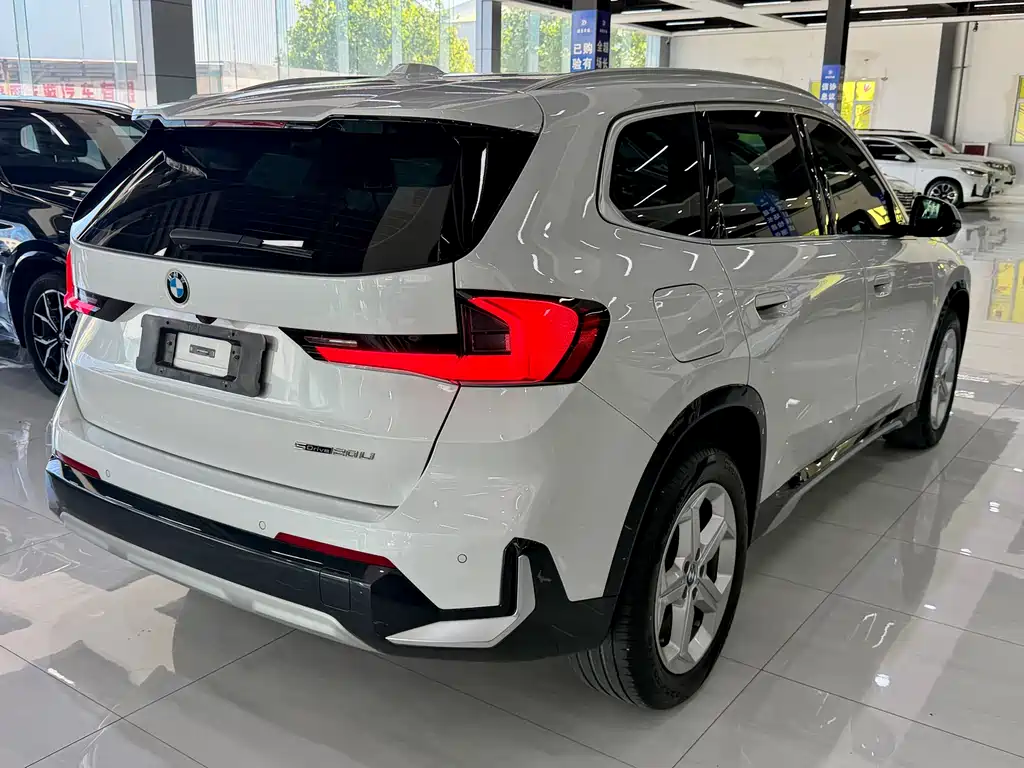 BMW X1 2023 — фото 11