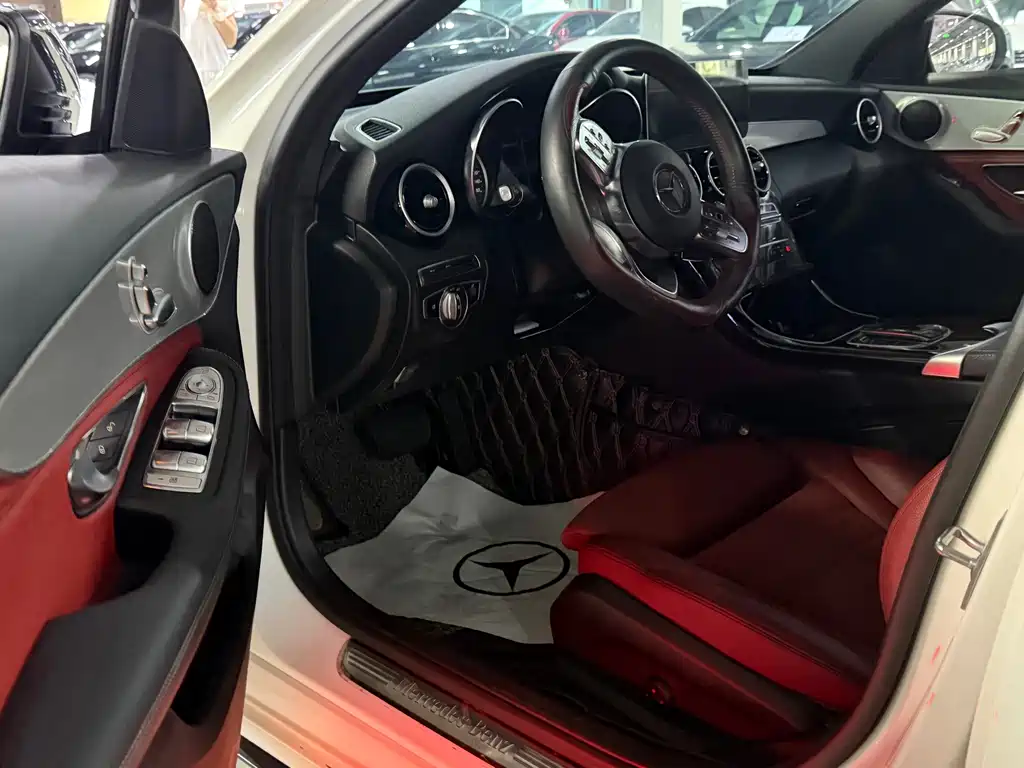 Mercedes-Benz C-Class 2019 — фото 4