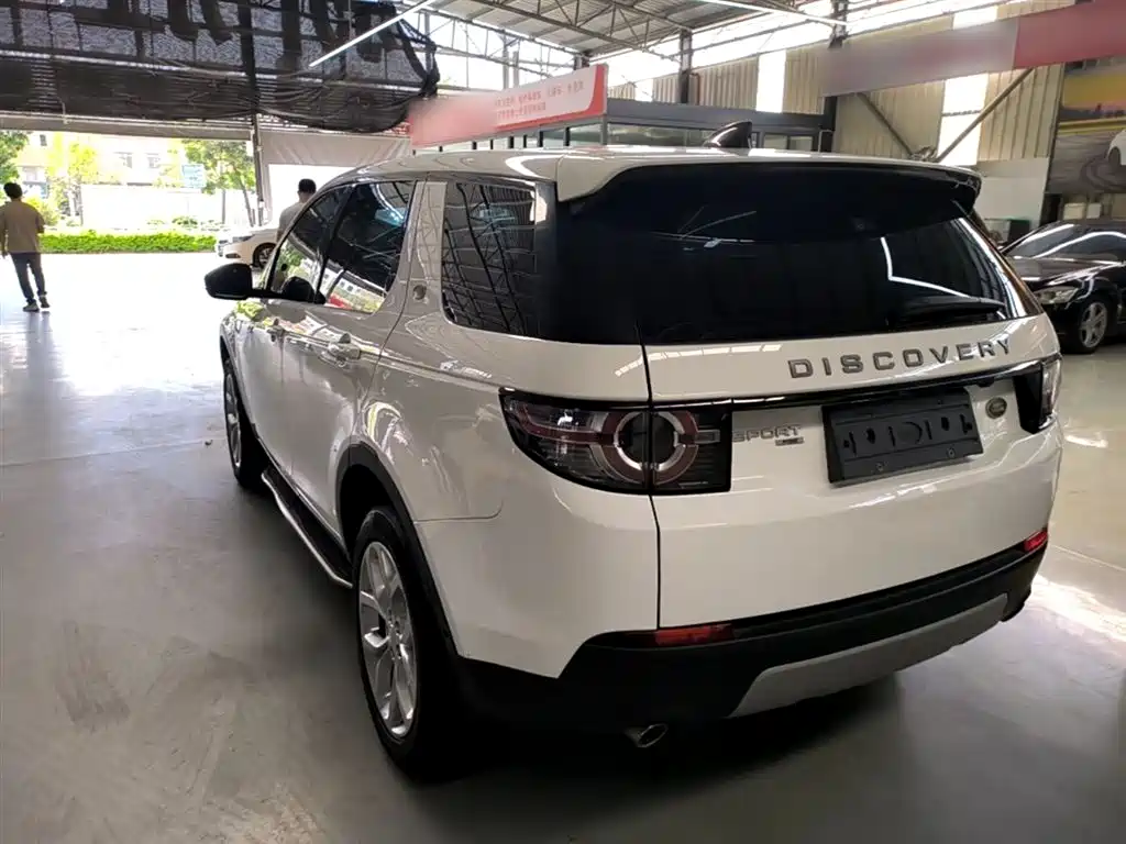 Land Rover Discovery Sport 2019 — фото 5