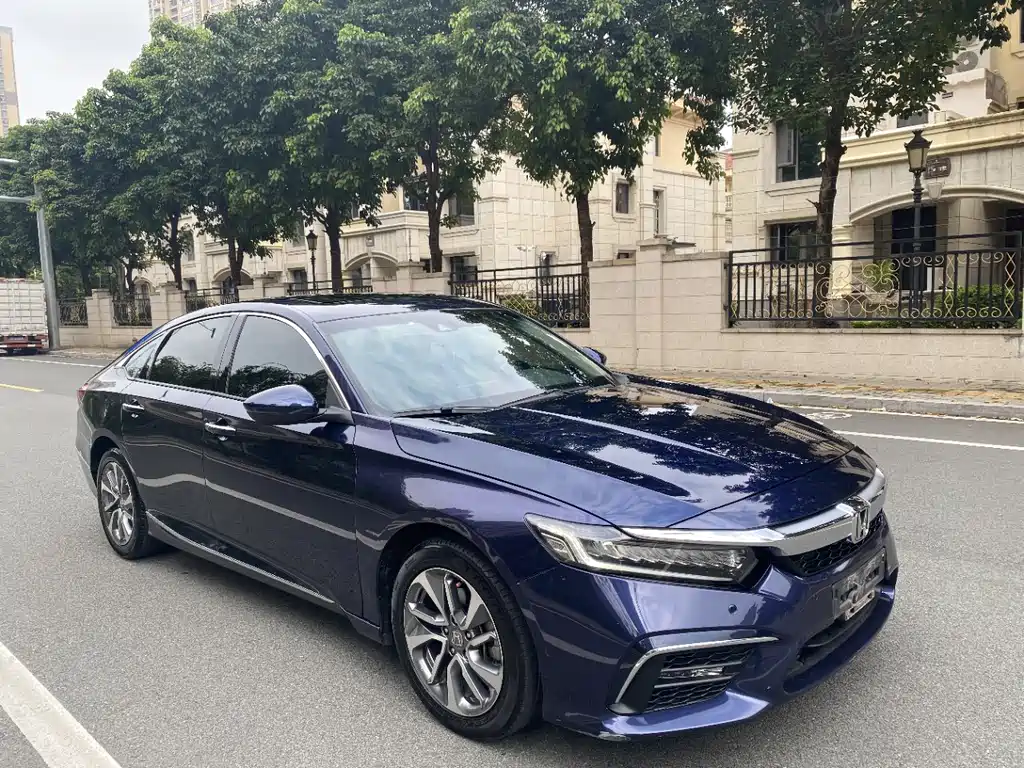 Honda Inspire 2019 — фото 3