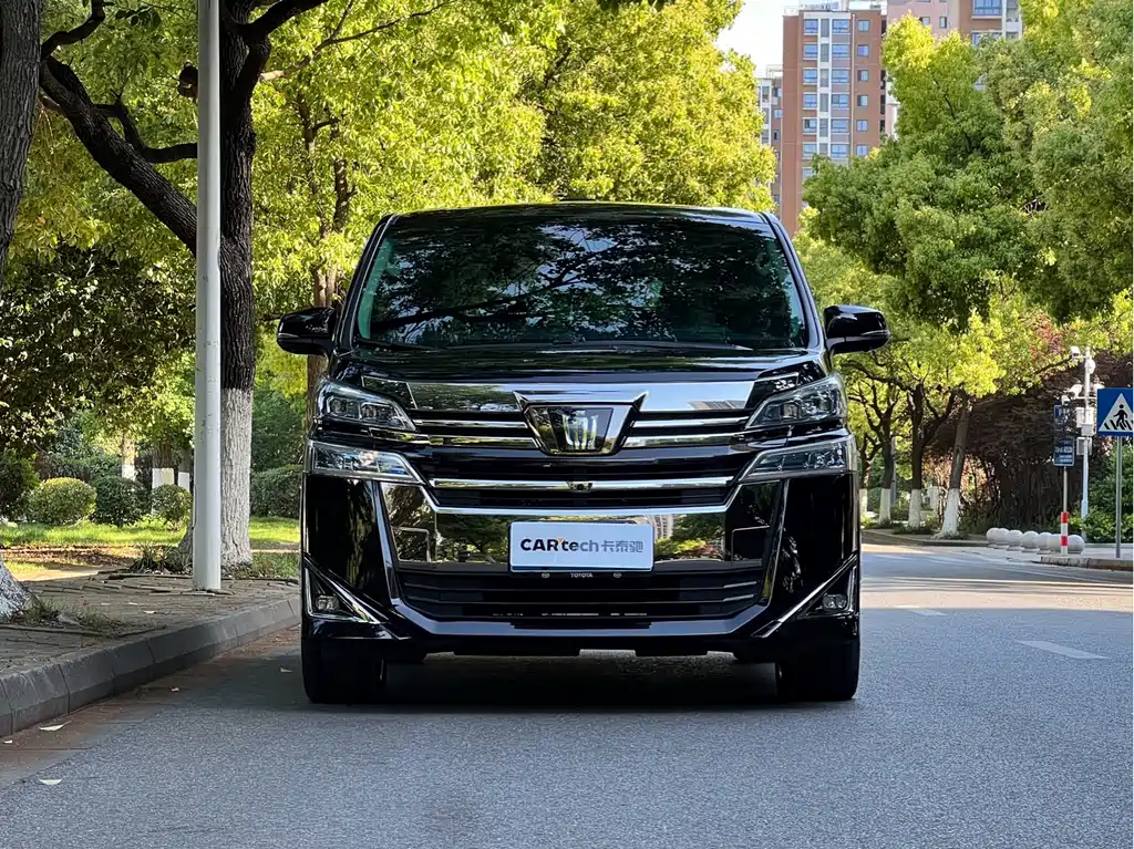 Toyota Vellfire 2019 — фото 2