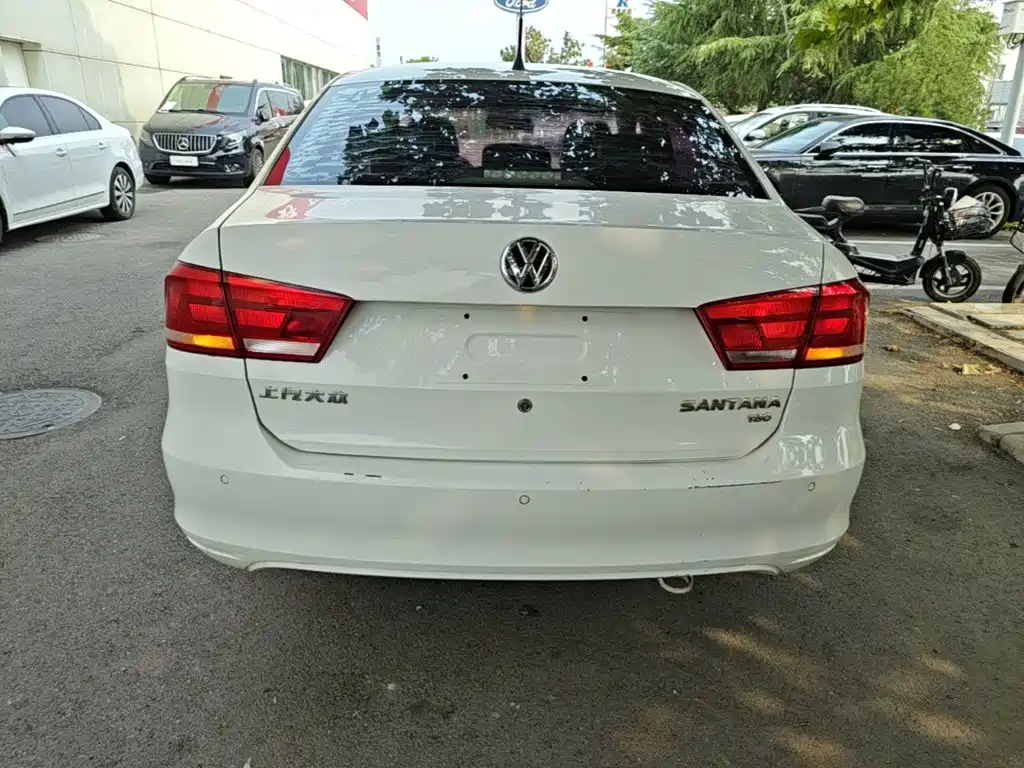Volkswagen Santana 2015