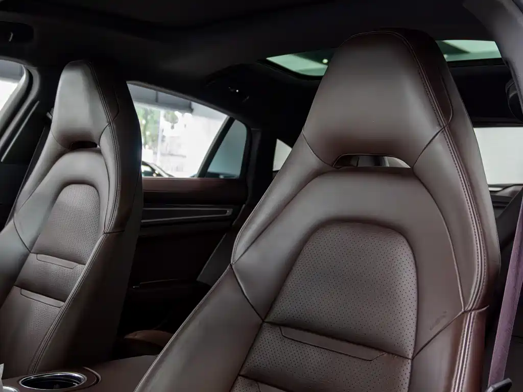 Porsche Panamera 2017 — фото 11