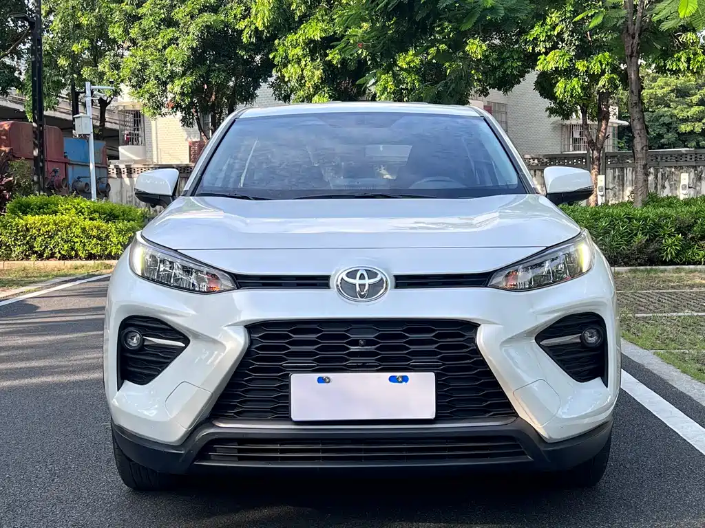 Toyota Wildlander 2022 — фото 2