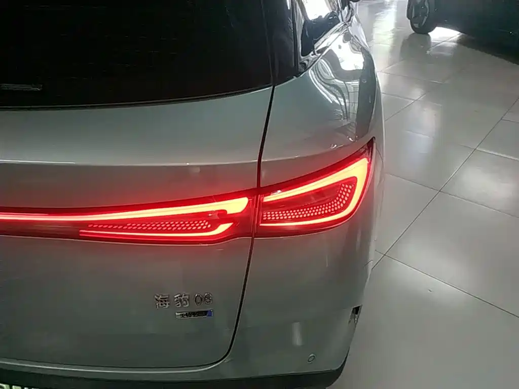 BYD Seal 06 DM-i Wagon 2025 — фото 8