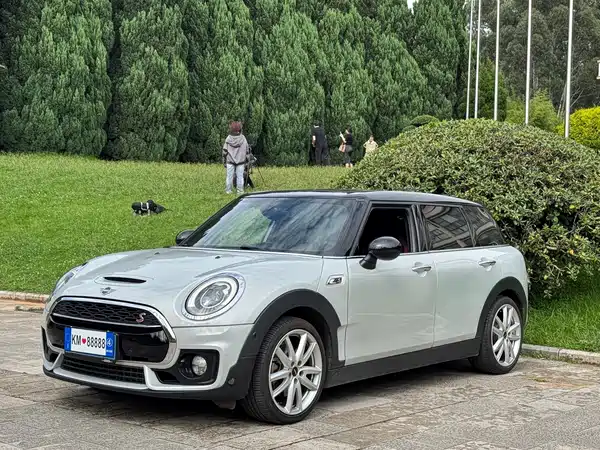 MINI Clubman 2019