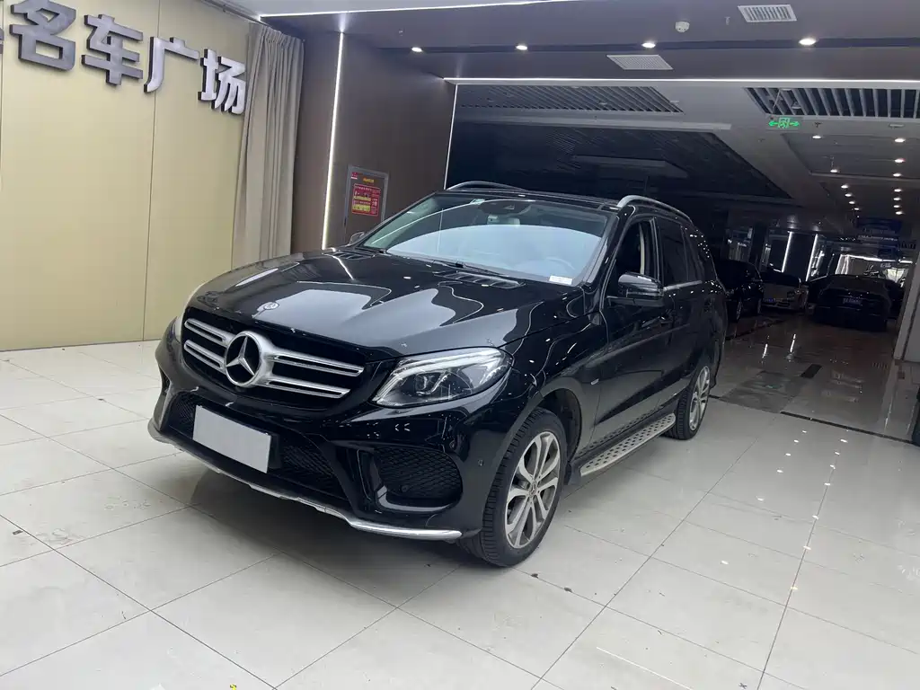 Mercedes-Benz GLE 2019 — фото 1