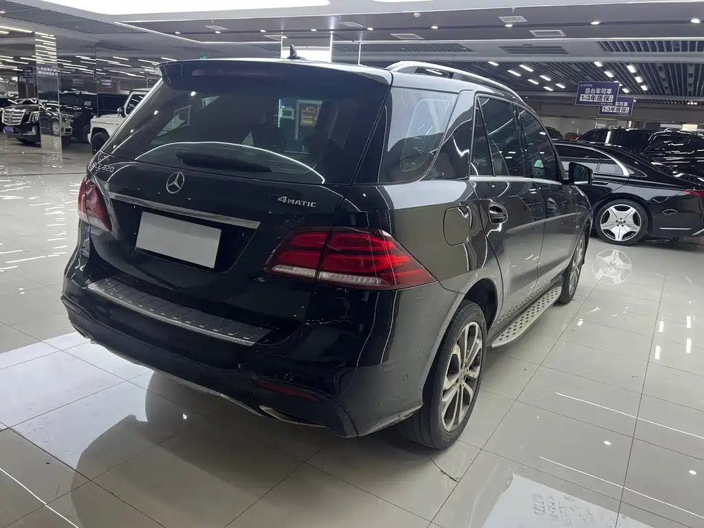Mercedes-Benz GLE 2019 — фото 10