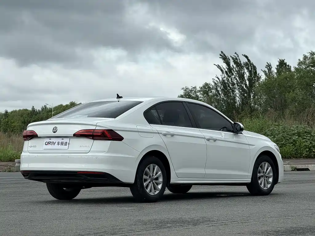 Volkswagen Bora 2022