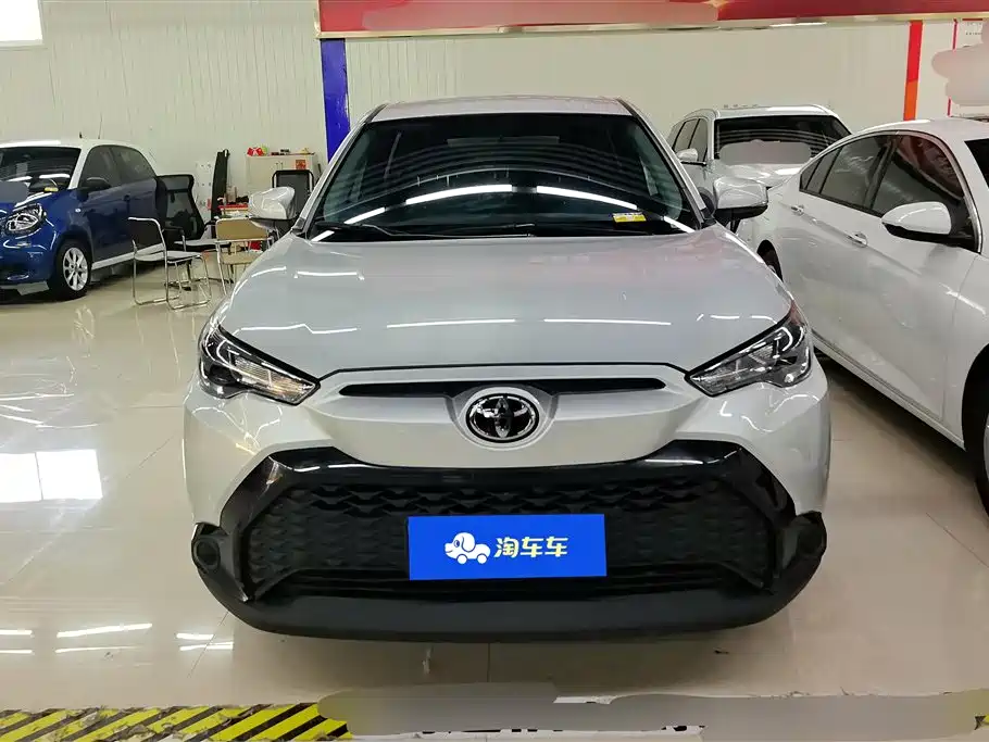 Toyota Frontlander 2022