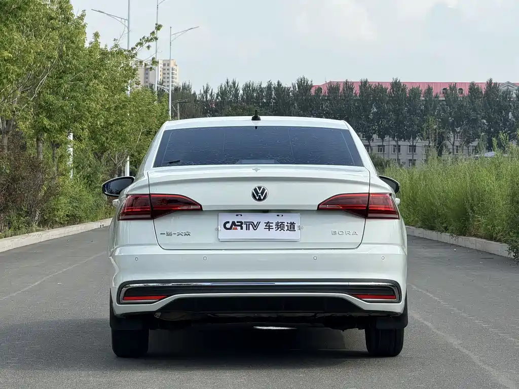 Volkswagen Bora 2023