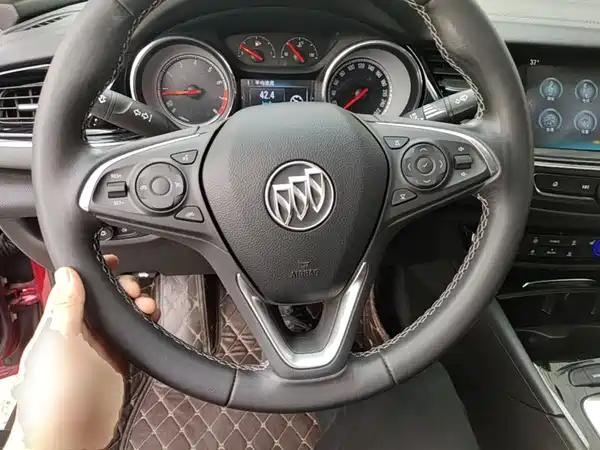 Buick Regal 2020