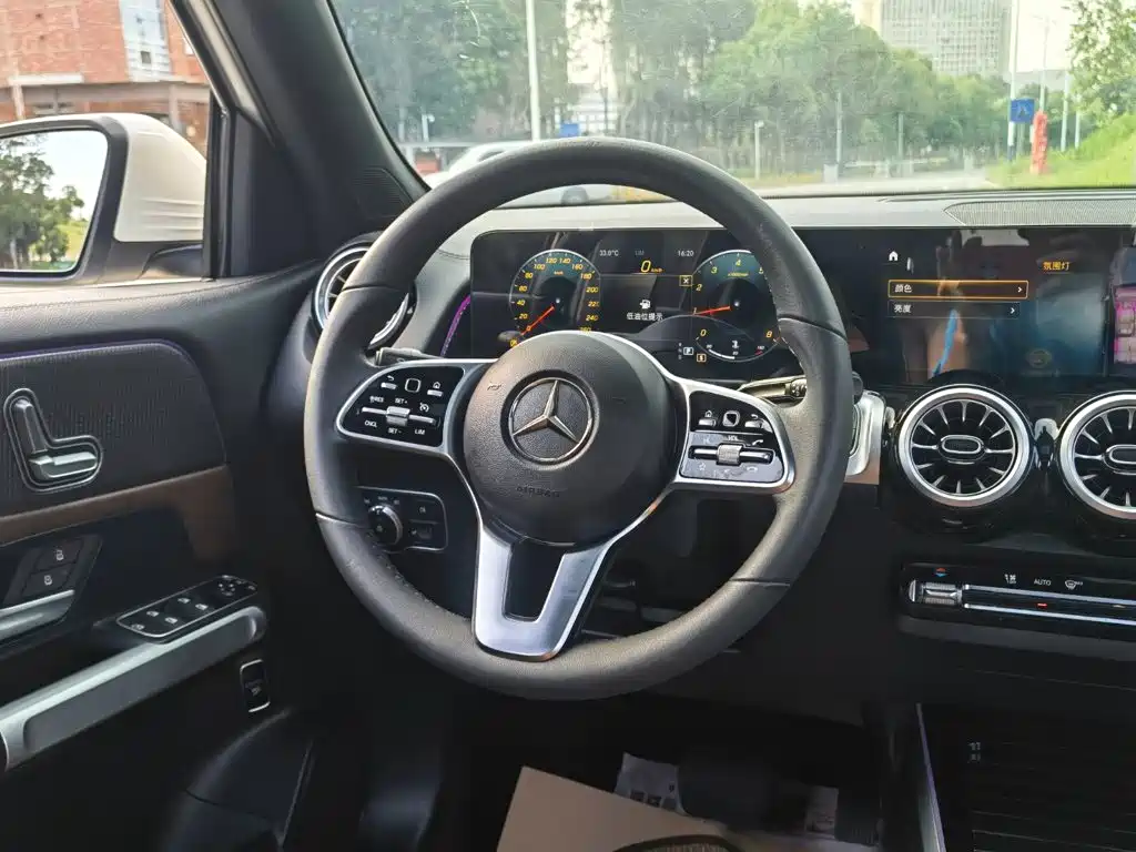Mercedes-Benz GLB 2022 — фото 12