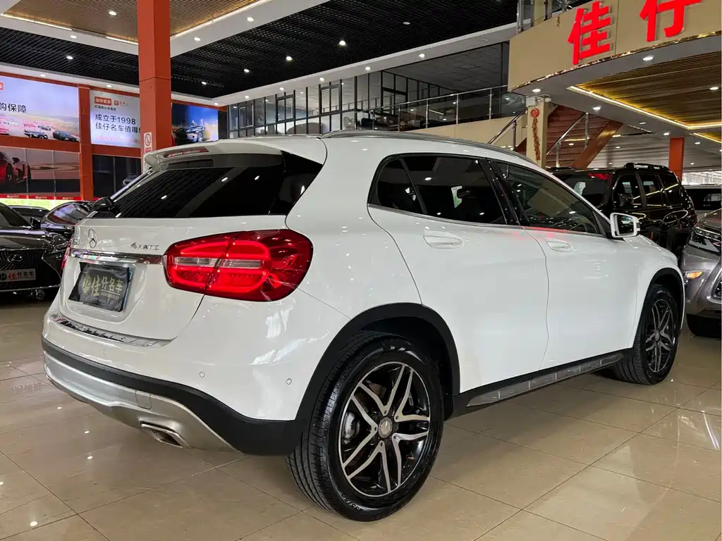 Mercedes-Benz GLA 2016 — фото 4
