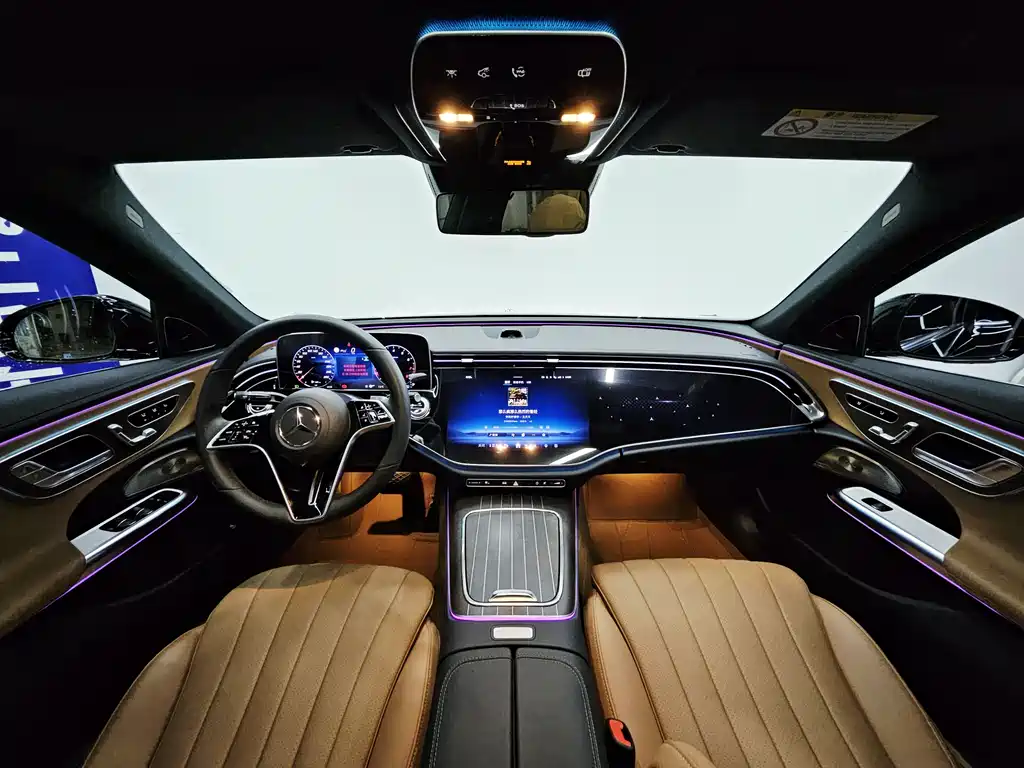 Mercedes-Benz E-Class 2025 — фото 11