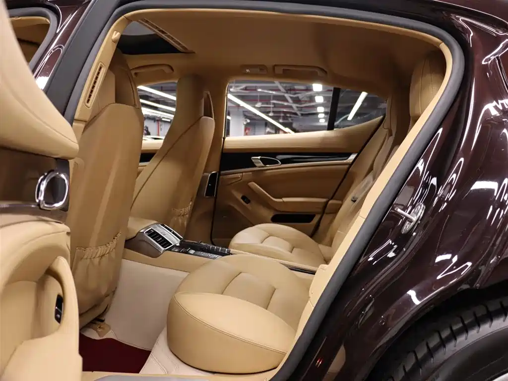 Porsche Panamera 2015 — фото 20