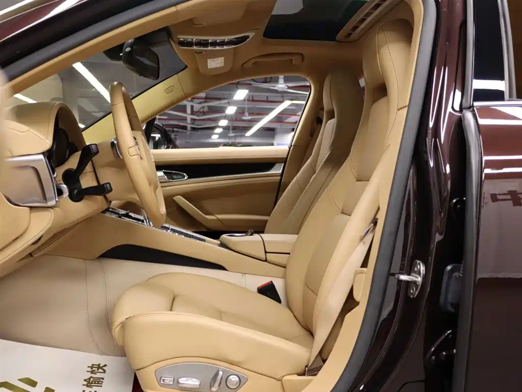 Porsche Panamera 2015 — фото 8